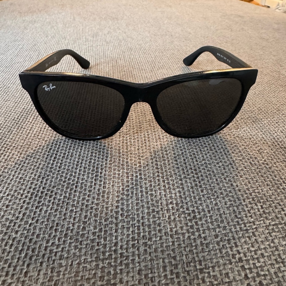 Ray Ban Wayfarer Sunglasses